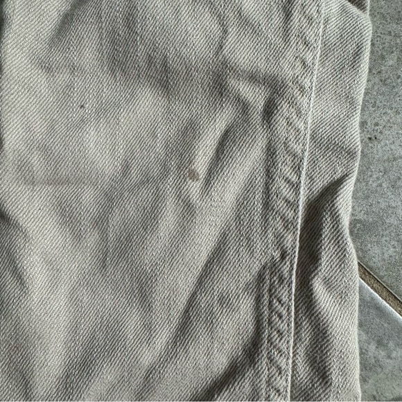 24M Levis - Picture 6 of 6